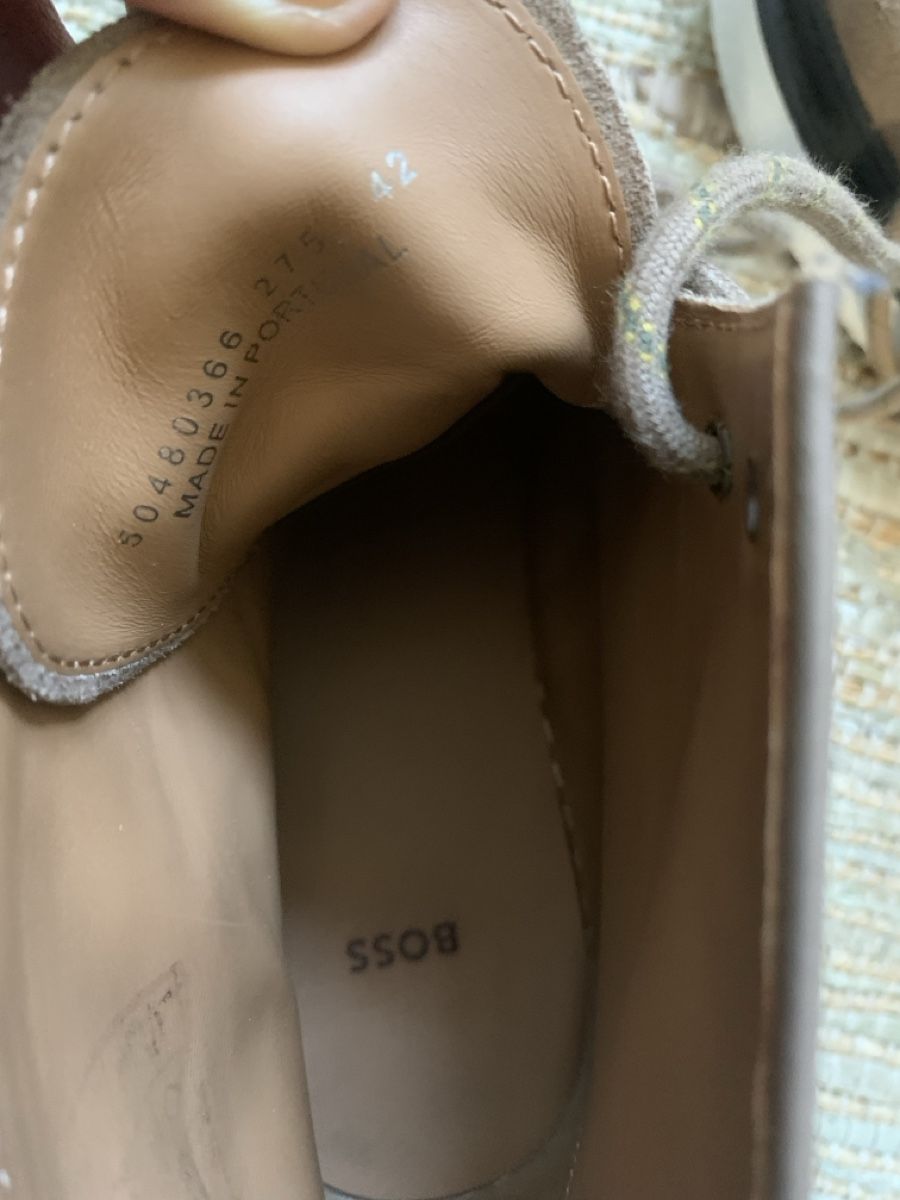 Hugo Boss Scarpe da uomo: Bottines Boss en daim  42 – Usato da Nyon venduto da ikel78 1