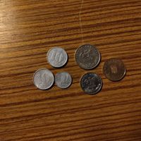 5 Münzen diverse Währung