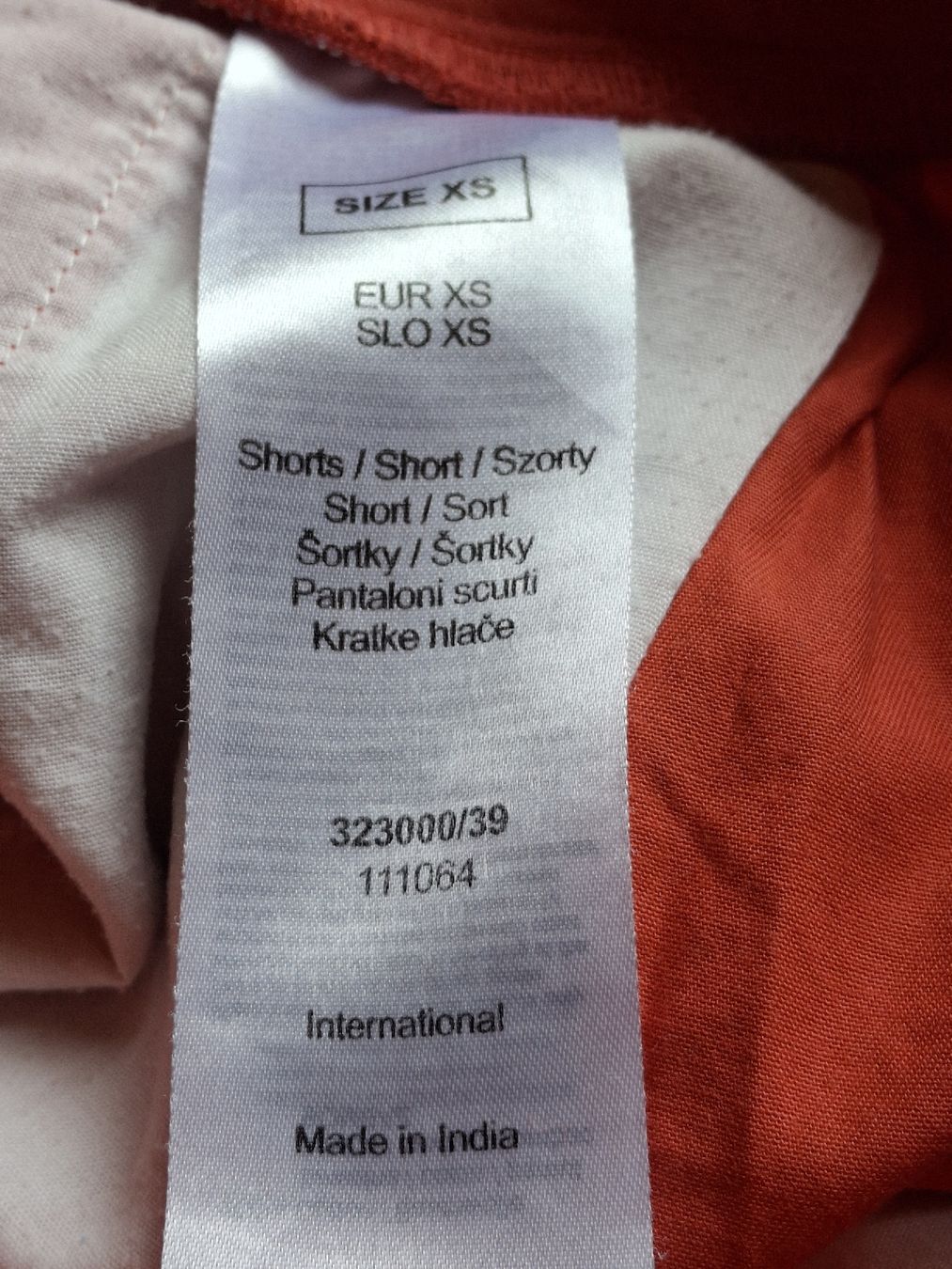 Orsay Pantaloni: Short rouge taille XS 100% coton marque Orsay  – Usato da Villiers venduto da san_jn5w 4