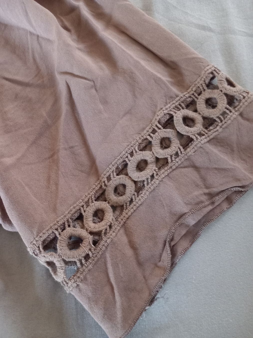Tuniken: Tunique brune à manches courtes – Gebraucht aus Faoug von per_kp6r 2