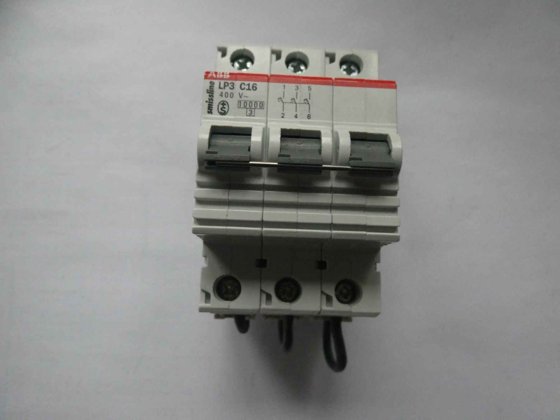 ABB Stromzufuhr: Leistungsschutzschalter LP3C16-S – Neu (gemäss Beschreibung) aus Fulenbach von Hach0