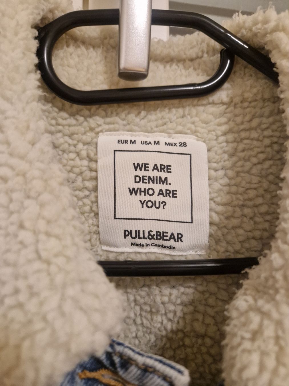 Pull&Bear Jacken: Pull&Bear Jeansjacke mit Teddyfutter hellblau M – Neu und originalverpackt aus Ebikon von kov_9vqb 4