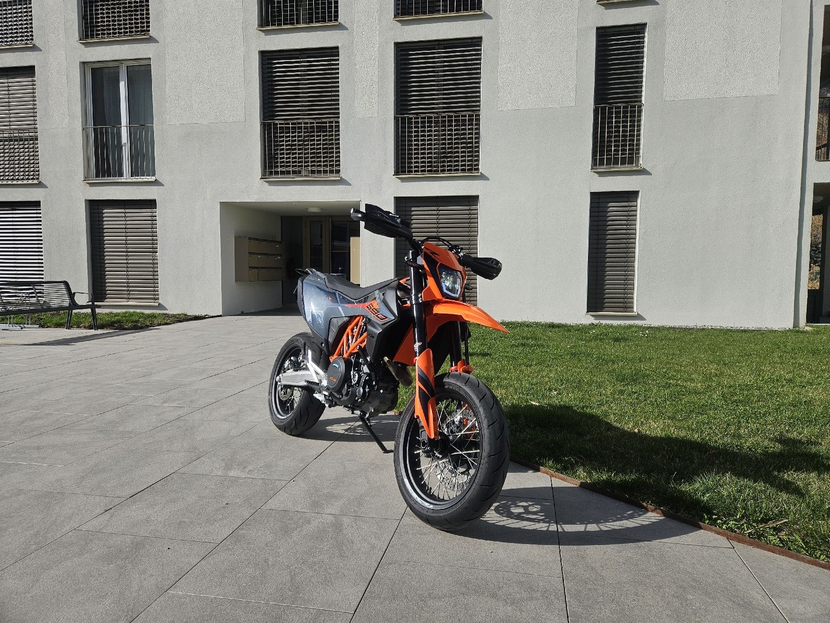 KTM Strada: KTM 690 SMCR 2022 – Usato da Naters venduto da fab_2zx8 1