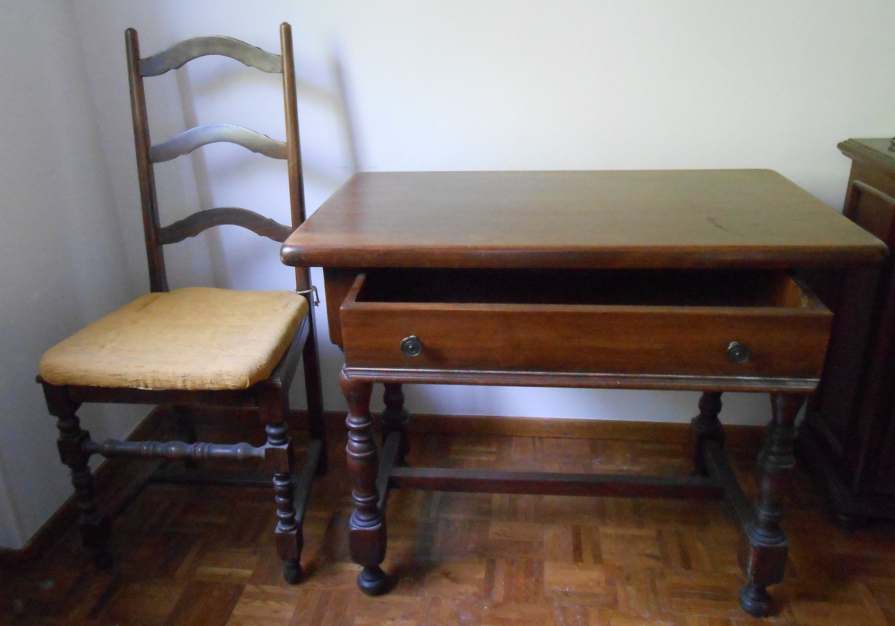 Tischset: Table de couture – Gebraucht aus Bossonnens von ysc_9q2f