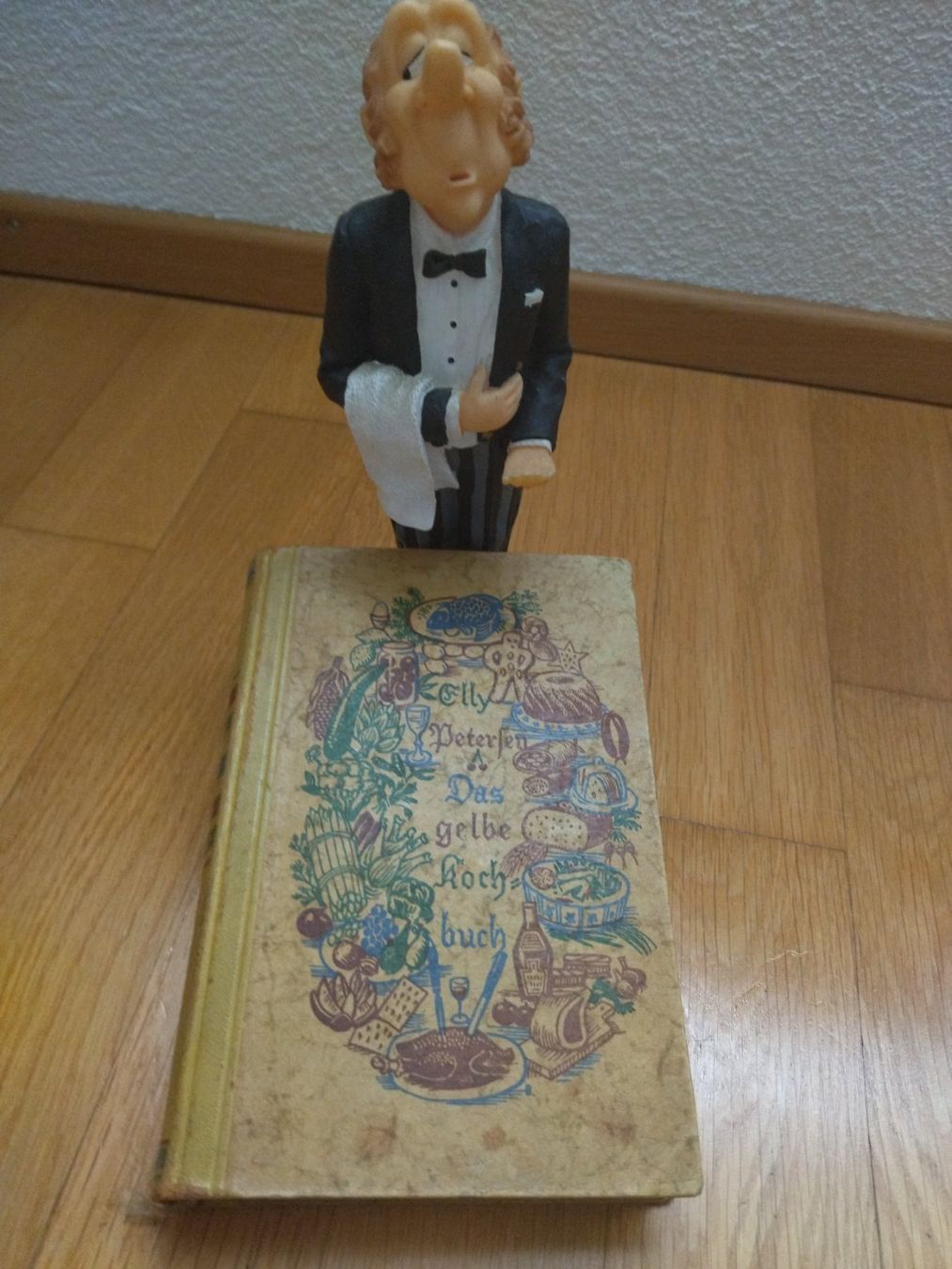 Libri: Kochbuch antik 1937 – Usato da Felben-Wellhausen venduto da bananajoe8474