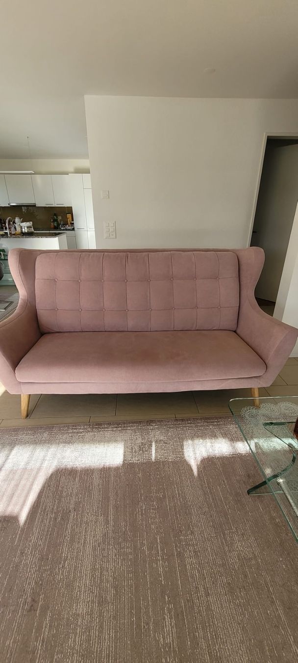 Divani: Pinkes Sofa – Usato da Oensingen venduto da mel_9lkq
