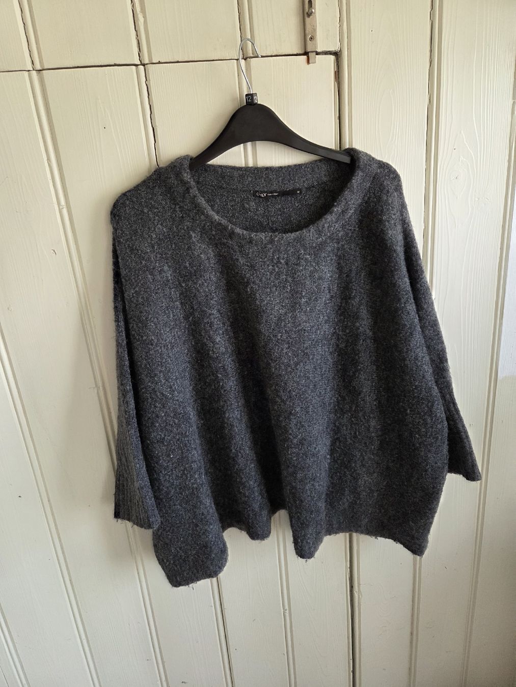 Pullover & Sweatshirts: Oversize Wollpullover – Gebraucht aus Rehetobel von me_oe 1