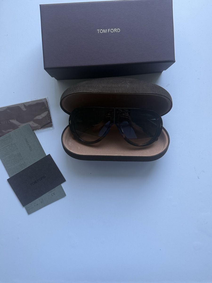 Tom Ford Lunettes & Verres: Tom Ford Sunglasses Man – Neuf avec emballage d'origine à Pully par football_shirts 1