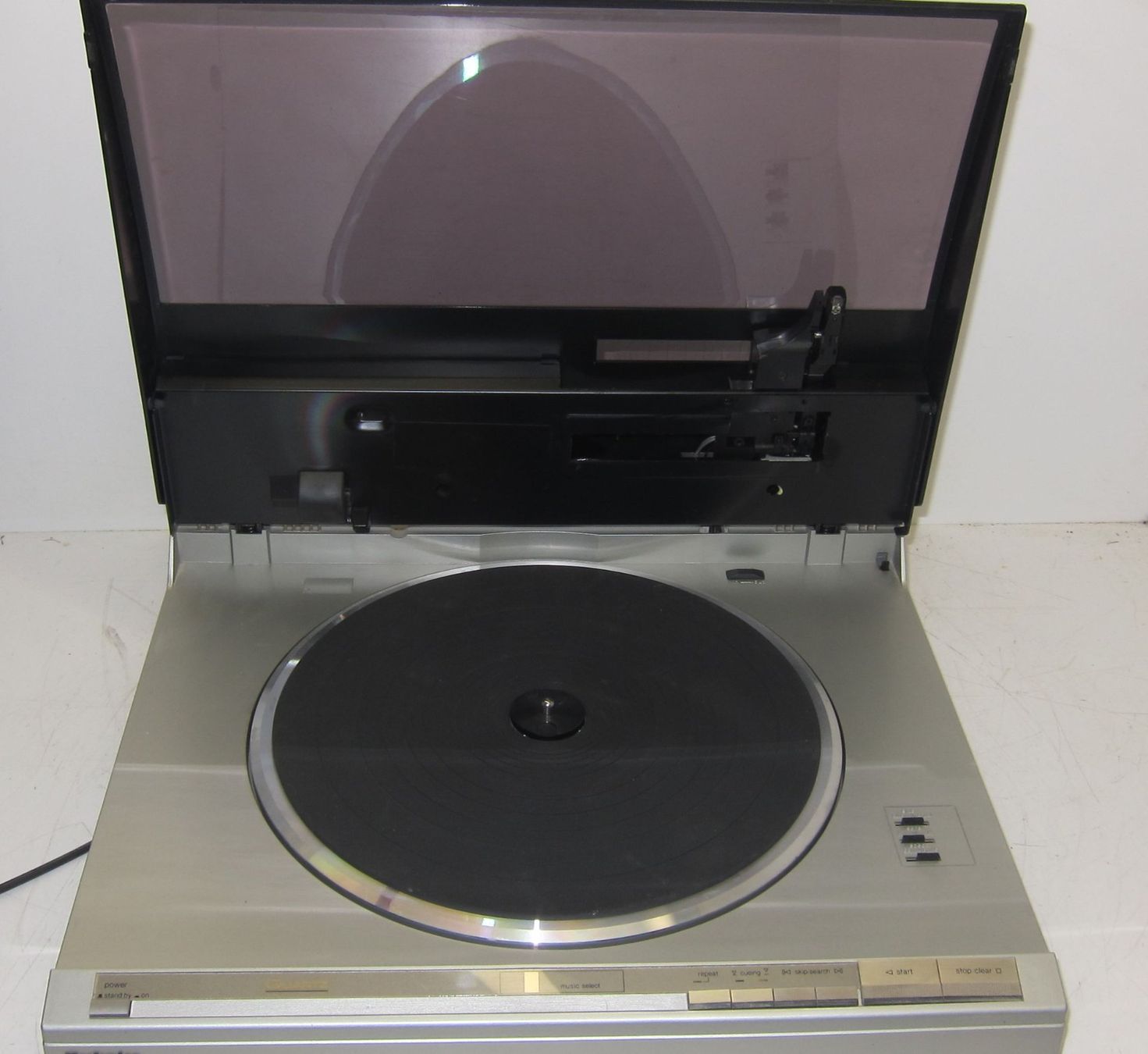 Technics Giradischi: Technics Tangential Plattenspieler SL-L2 – Usato da Männedorf venduto da livesteam 2