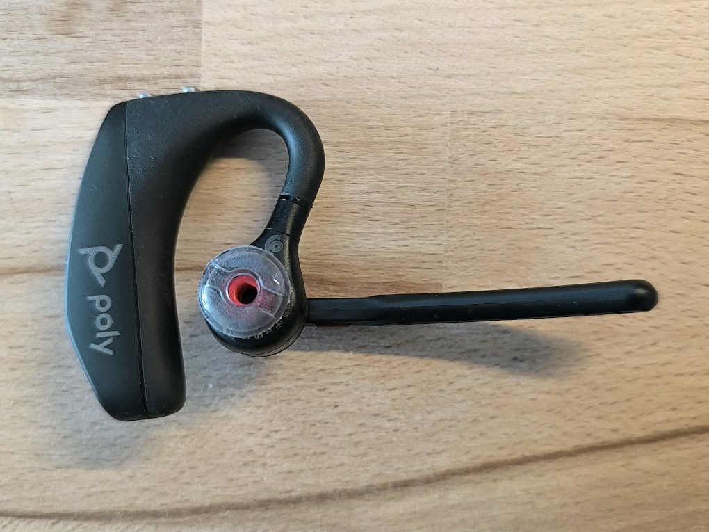 Plantronics Casques audio: Poly Voyager 5200 UC Headset+ USB Dongle + case + USB-cable – Neuf avec emballage d'origine à Luzern par Digitaler-Nomade 2