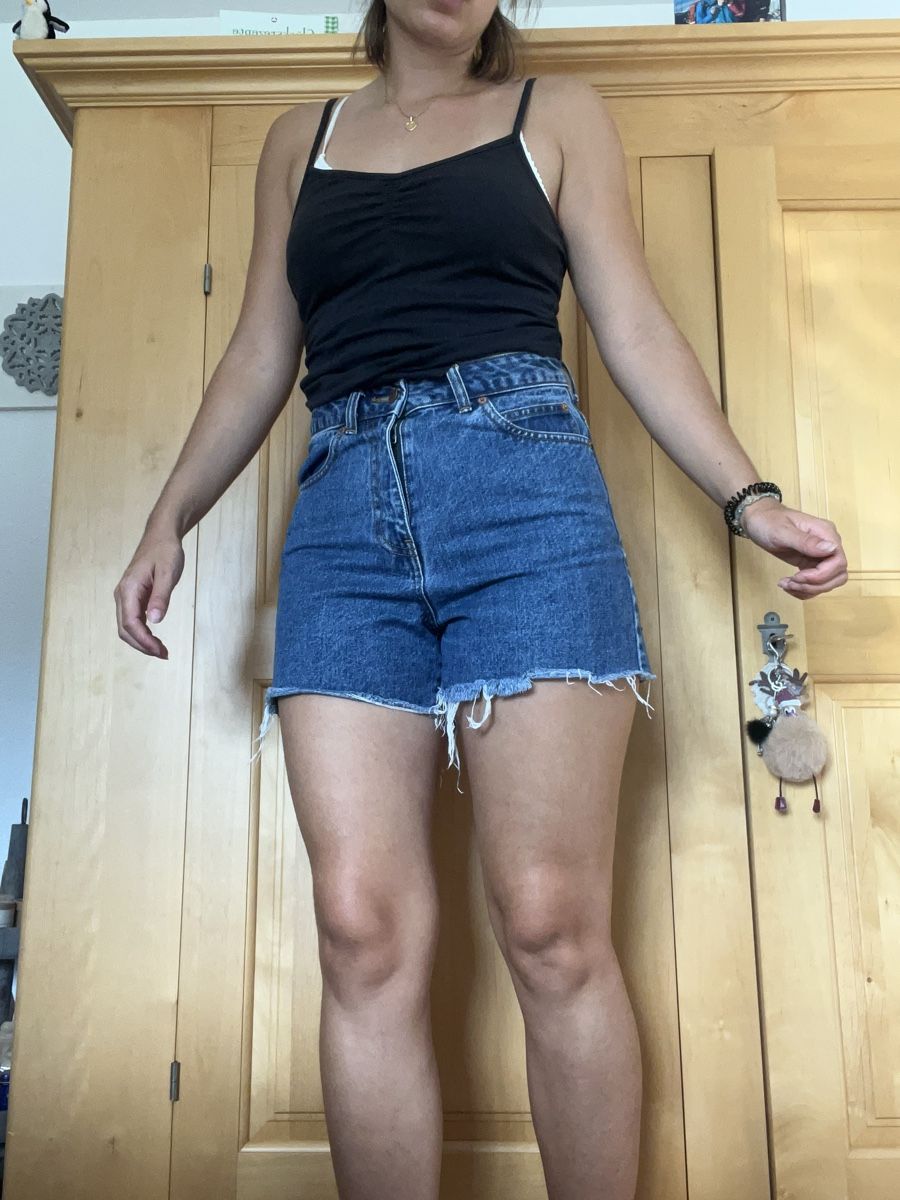 Jeans: DrDenim Jeans Shorts dunkelblau – Usato da Wil AG venduto da larwe 1