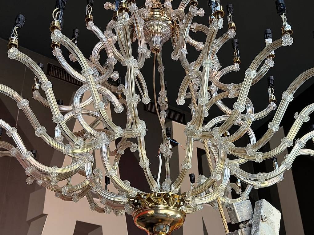 Kronleuchter & Deckenlampen: Wunderschöner Kristallkronleuchter 120cmx120cn – Gebraucht aus Gelterkinden von Sooderso0 2