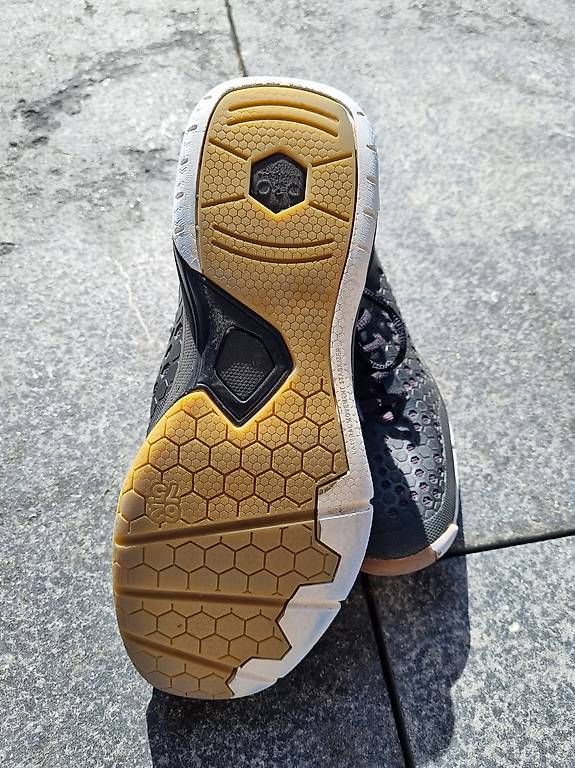 Scarpe da uomo: Salming D30 Hallenschuhe Gr. 43.5 – Usato da Winterthur venduto da Baghira1215 1