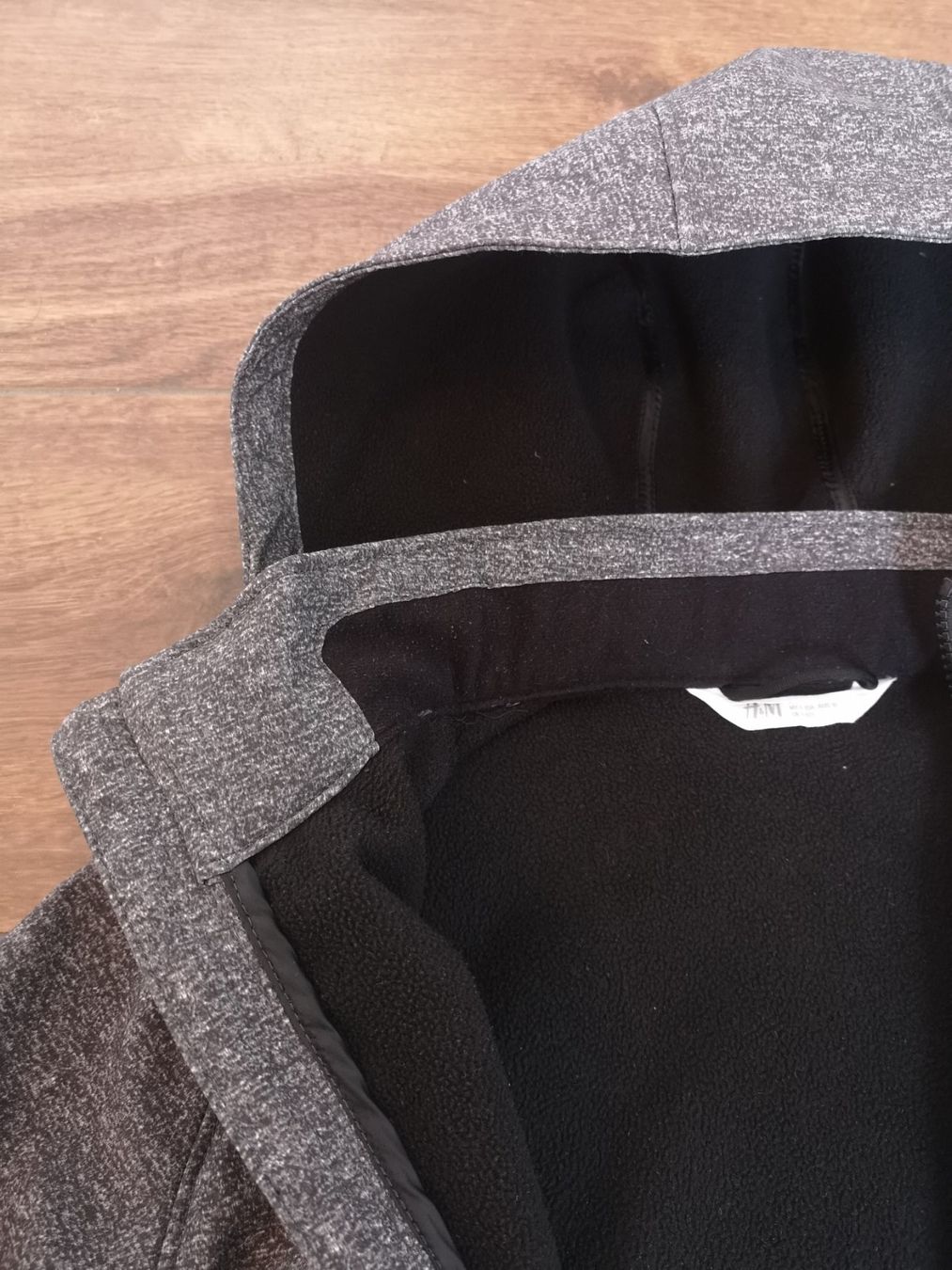 H&M Jacken & Mäntel: Softshelljacke H&M Gr. 140 TOP ZUSTAND – Gebraucht aus Fällanden von has_8zdw 4