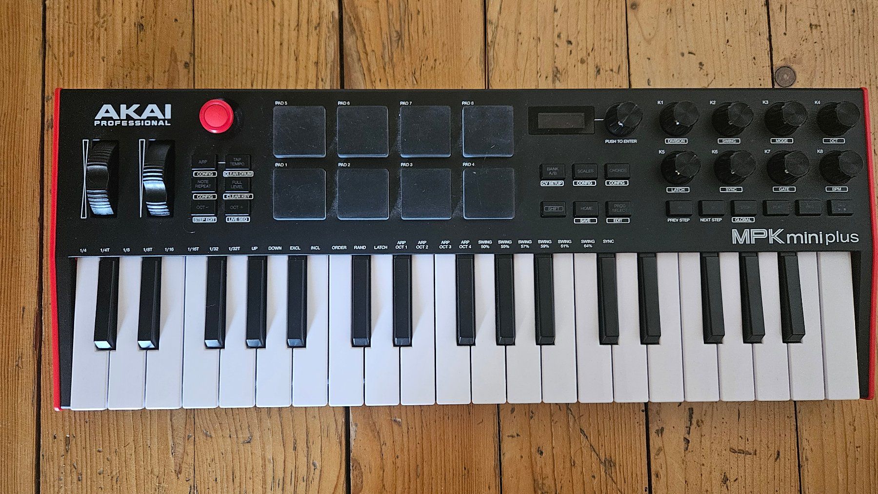 Akai Instruments de musique: AKAI MPK mini plus – D'occasion à Männedorf par egl_nfg9 1