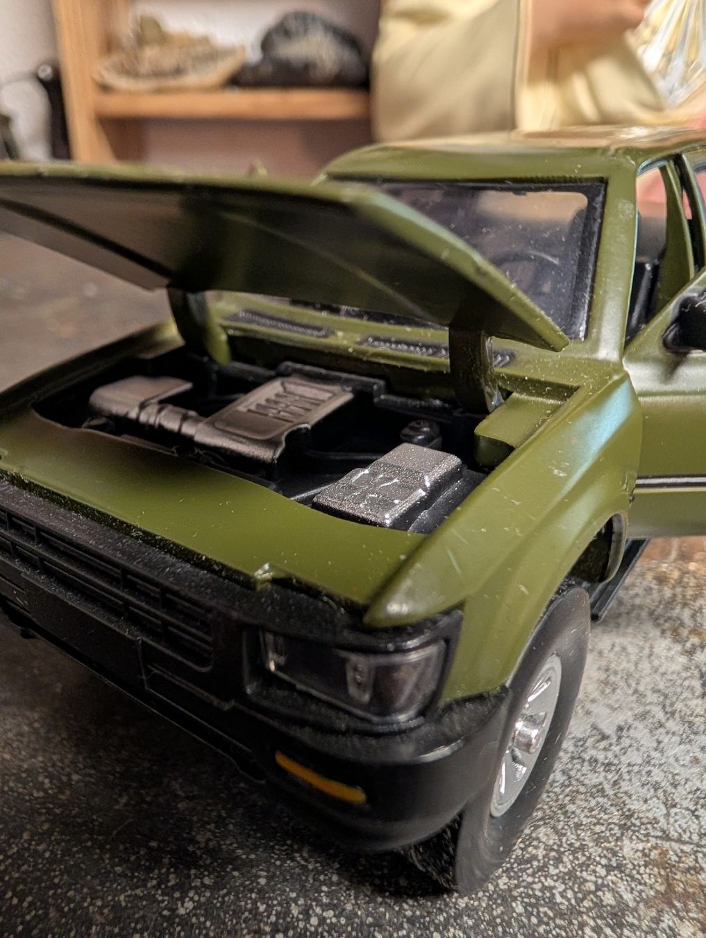 Modellini d'auto: Toyota Hilux, jouet model réduit – Usato da La Place (Ayent) venduto da s4c4 4
