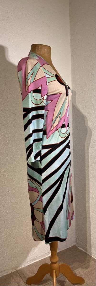 Etro Robes: Robe Etro – D'occasion à St-Pierre-Clages par ste_xk6p 4