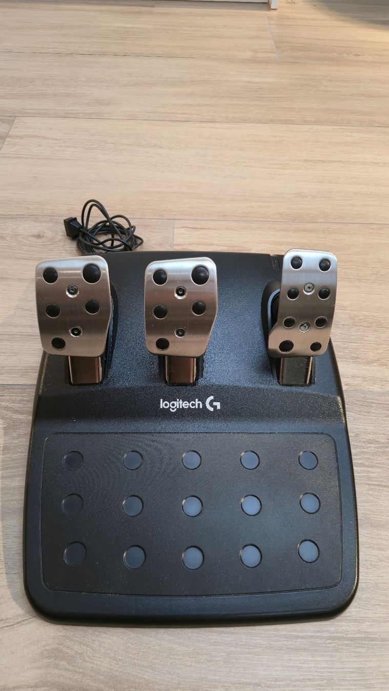 Logitech Manettes: Logitech G29 Komplettes Set – D'occasion à Emmenbrücke par hoa_sw7m 3