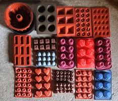 Konvolut Silikon Backformen Pralinenformen  23 Teile