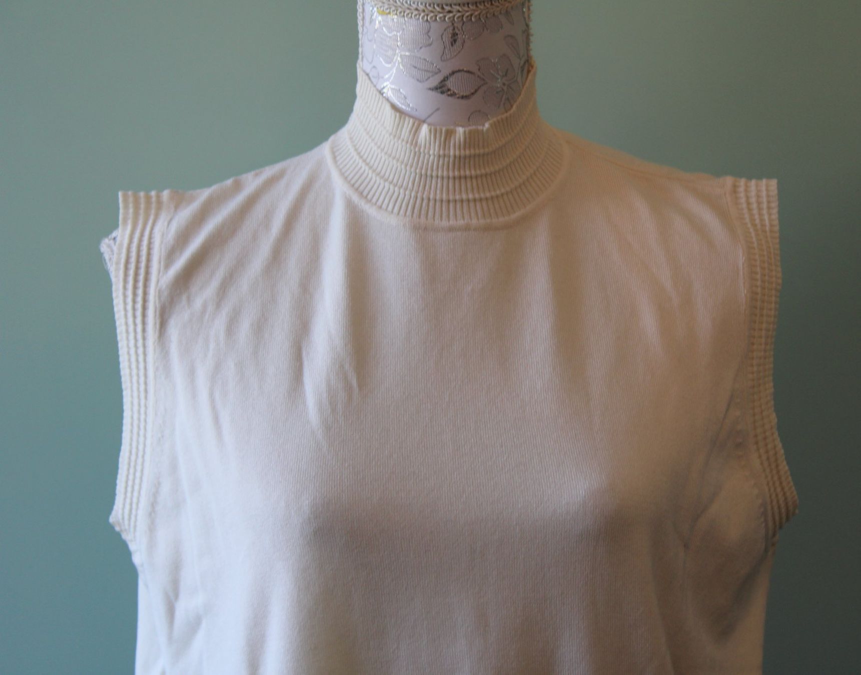 Madeleine Maglioni & Felpe: Seidenpullover von *MADELEINE* – Usato da Schaan venduto da antikes_und_kurioses 1