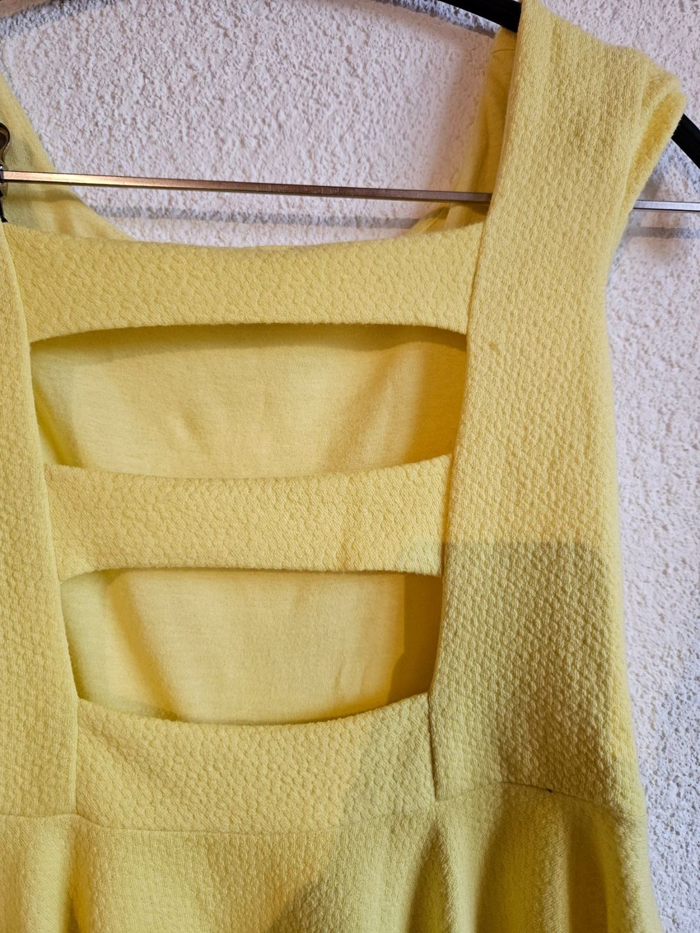 Vestiti & Gonne: Gelbes Kleid Gr. 140 – Usato da Staffelbach venduto da Frisco77 3