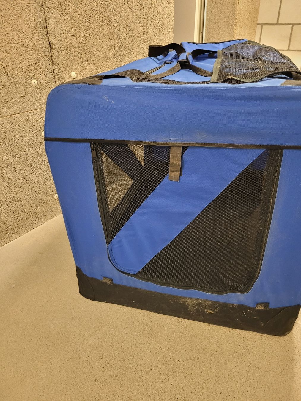 Liege- & Schlafplätze: Grosse Hundebox – Gebraucht aus Ostermundigen von dua_296 2