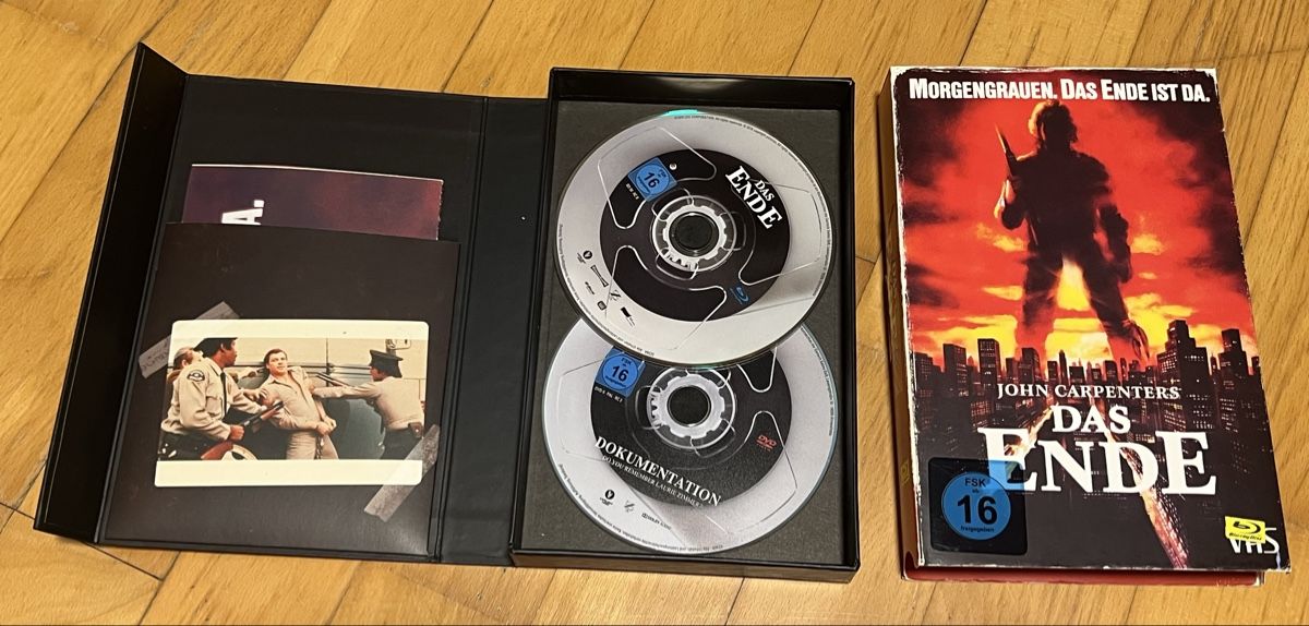 Tutti i DVDs: John Carpenter Das Ende VHS Retro Bluray Edition – Usato da Aadorf venduto da Schwarzschlumpf1972