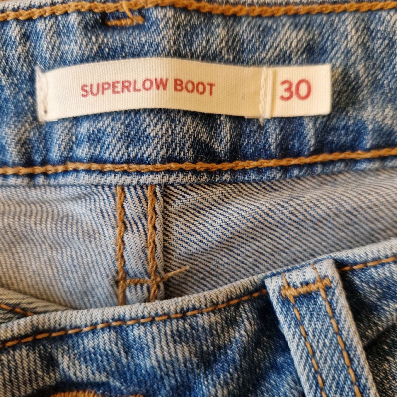 Levi's Jeans: Original Levis Jeans, Top Zustand, Grösse 30, hellblau – Usato da Gwatt (Thun) venduto da Letzte-Chance-II 3