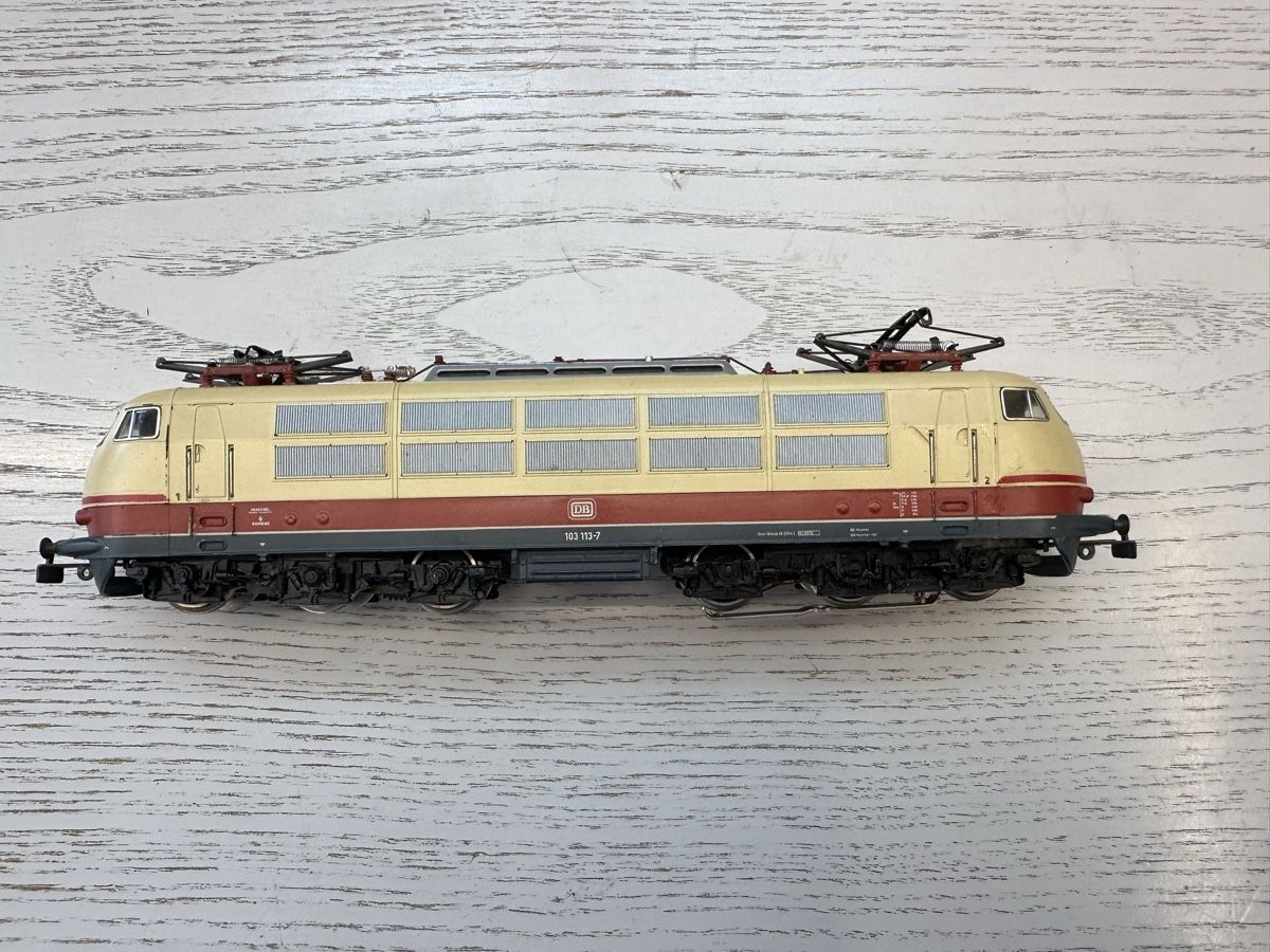 Märklin Modellini di ferrovie: Märklin 3054 DB BR 103 TEE – Usato da Lupsingen venduto da New-Haven 3