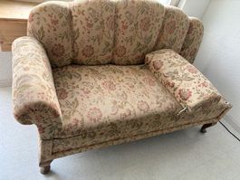 Zweisitzer Sofa mit Blumenmuster Stoffbezug gebraucht