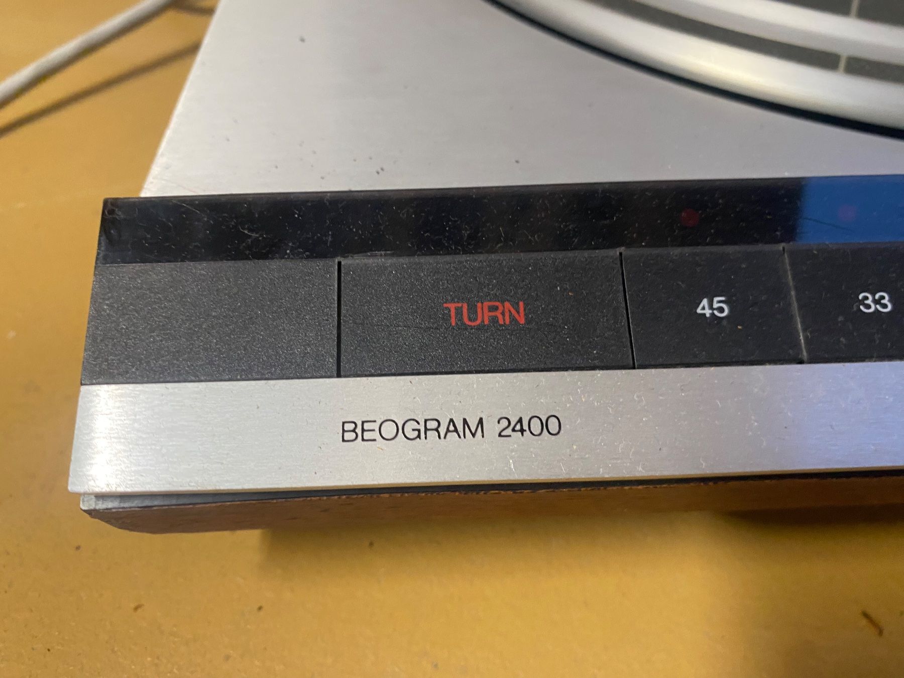 Bang & Olufsen Giradischi: Bang & Olufsen, Plattenspieler Beogram 2400 – Difettoso da Zürich venduto da 888simon888 1
