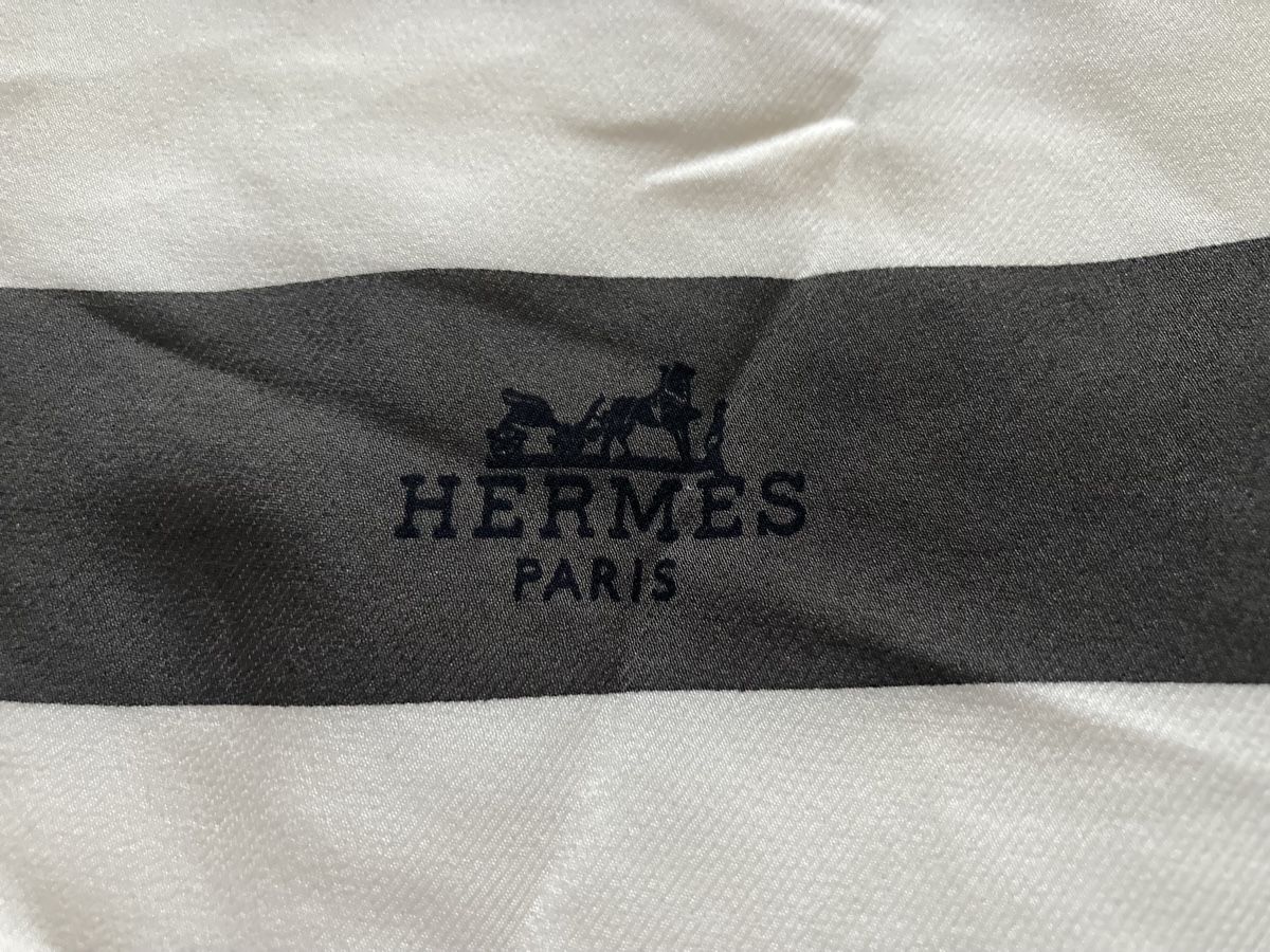 Hermès Foulards & écharpes: Hermès Paris Losange 100% Seide  – D'occasion à Zürich par mainau16 4