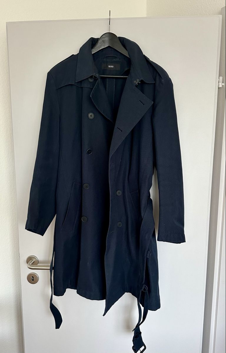 Hugo Boss Cappotti: Hugo Boss trenchcoat men size M/L – Usato da Kilchberg ZH venduto da kku_pv69 2