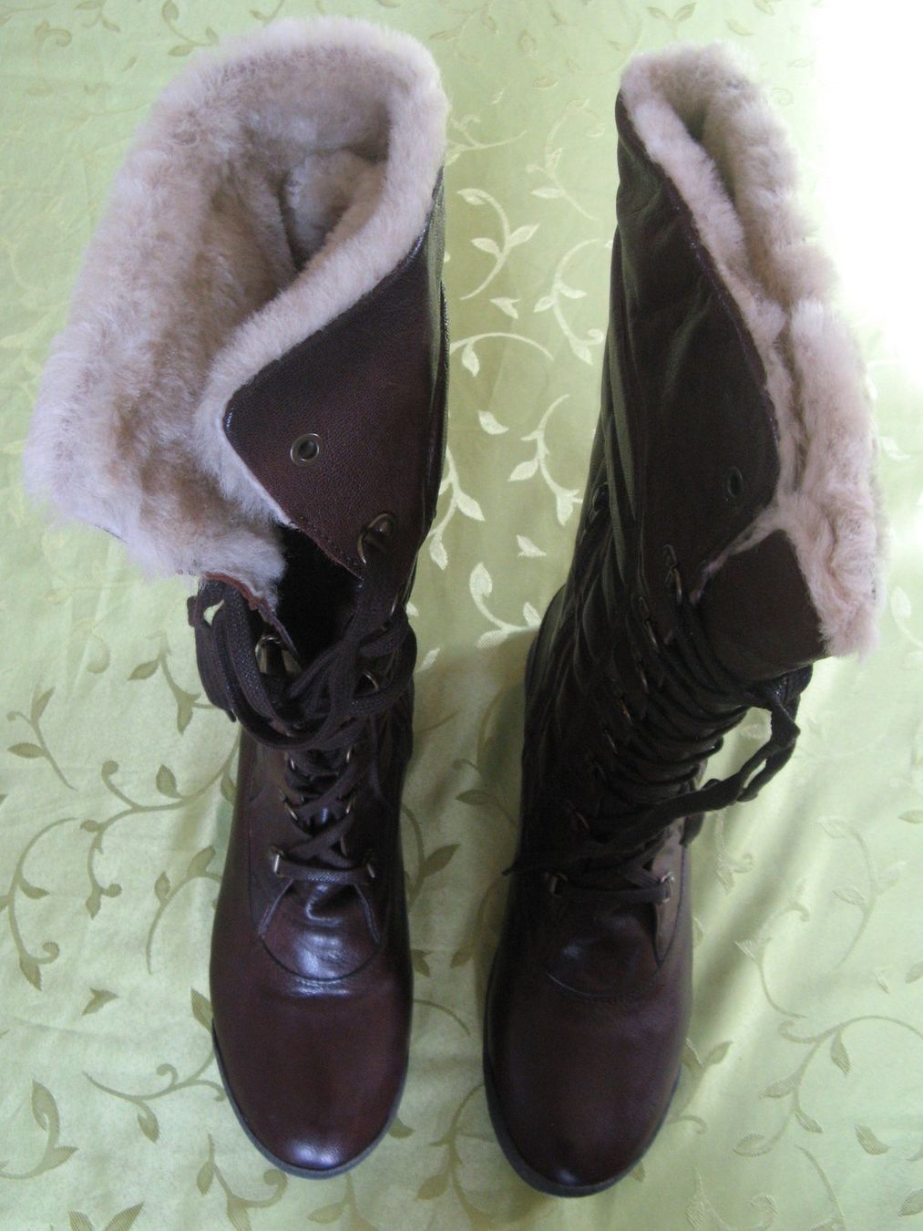 Scarpe da donna: Stiefel Damen Grösse 42 – Nuovo (secondo la descrizione) da Frauenfeld venduto da Interessent1 1
