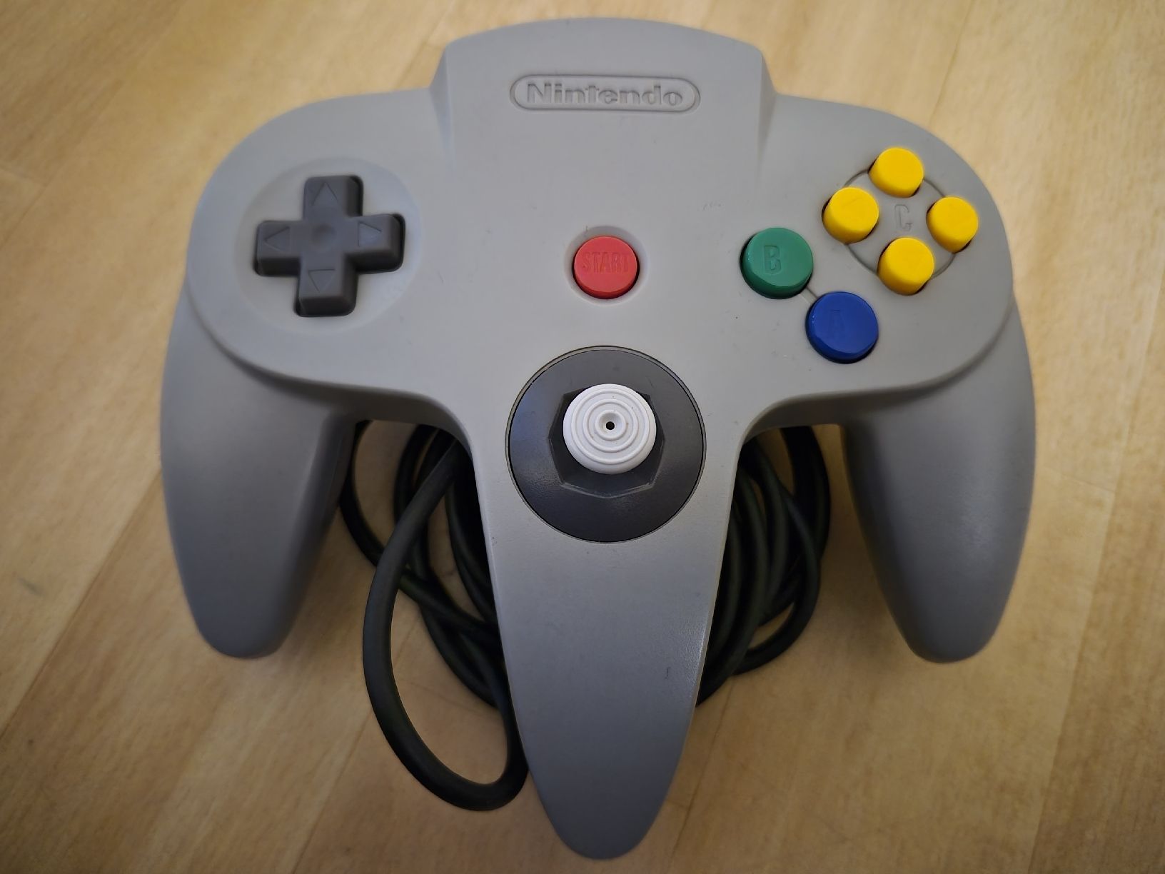 Nintendo Controller: Nintendo 64 Kontroller Original – Gebraucht aus Dielsdorf von BARDARRU
