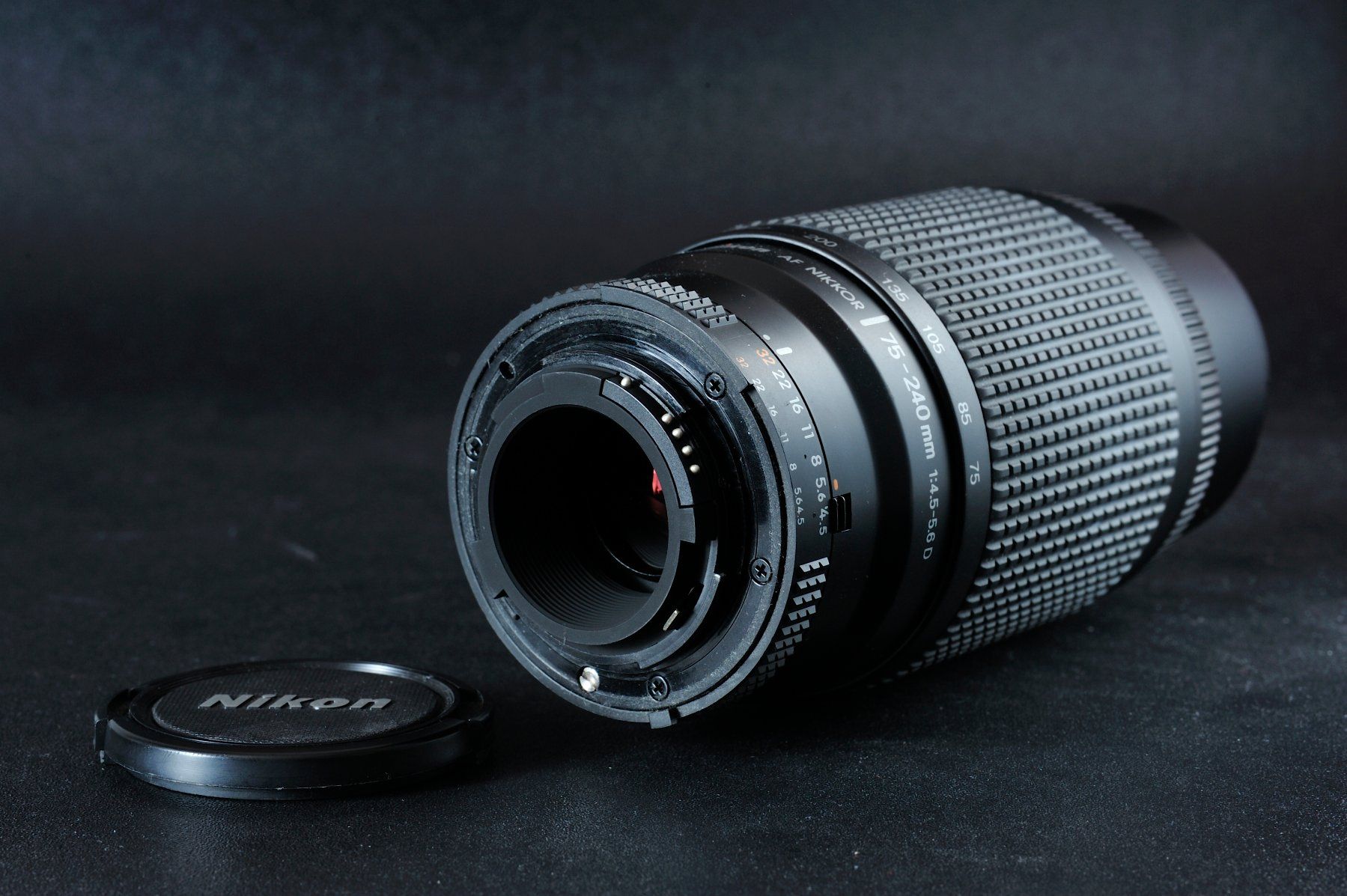 Nikkor Objectifs: Nikon Nikkor 75-240mm – D'occasion à Fleurier par im_ghl 2