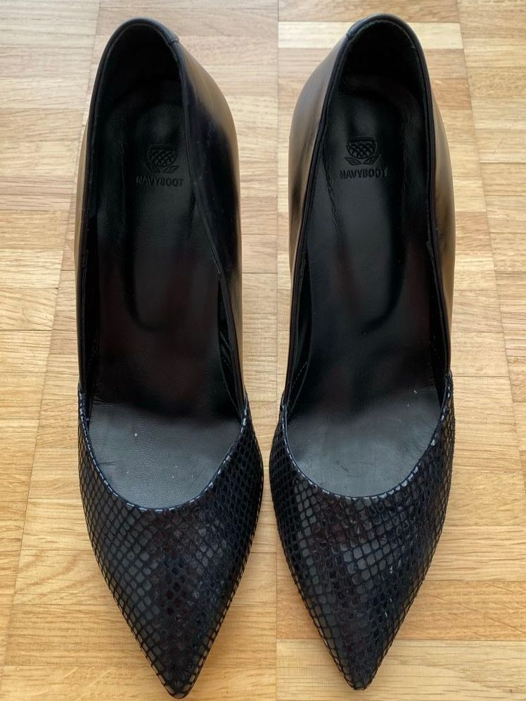 Navyboot Scarpe da donna: Navyboot Schuhe Damen Gr. 38, Echtleder, – Usato da Sargans venduto da sel85 1