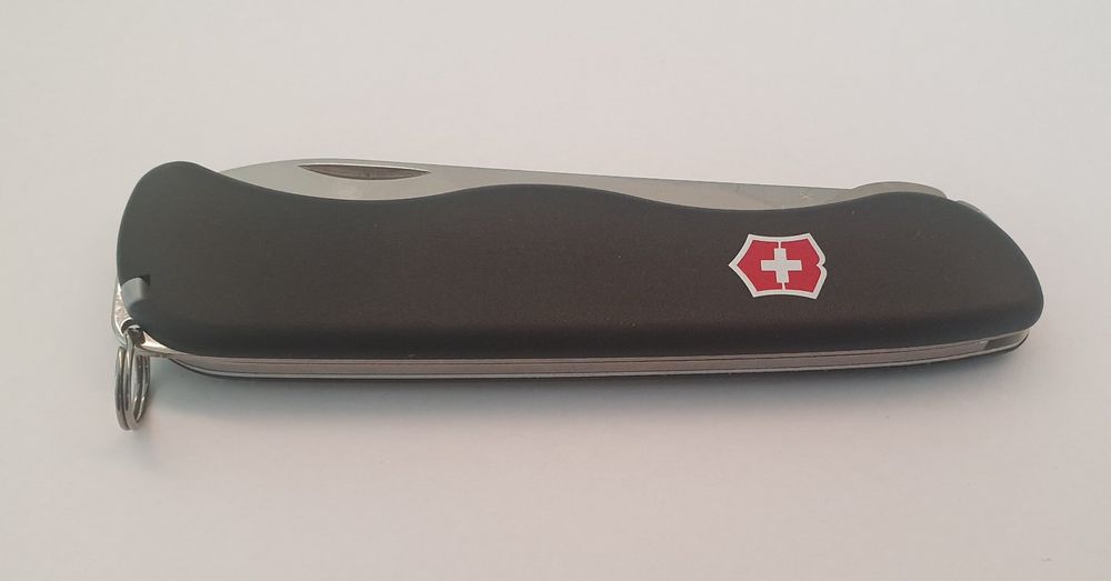 Victorinox Taschenmesser Sentinel | Kaufen auf Ricardo