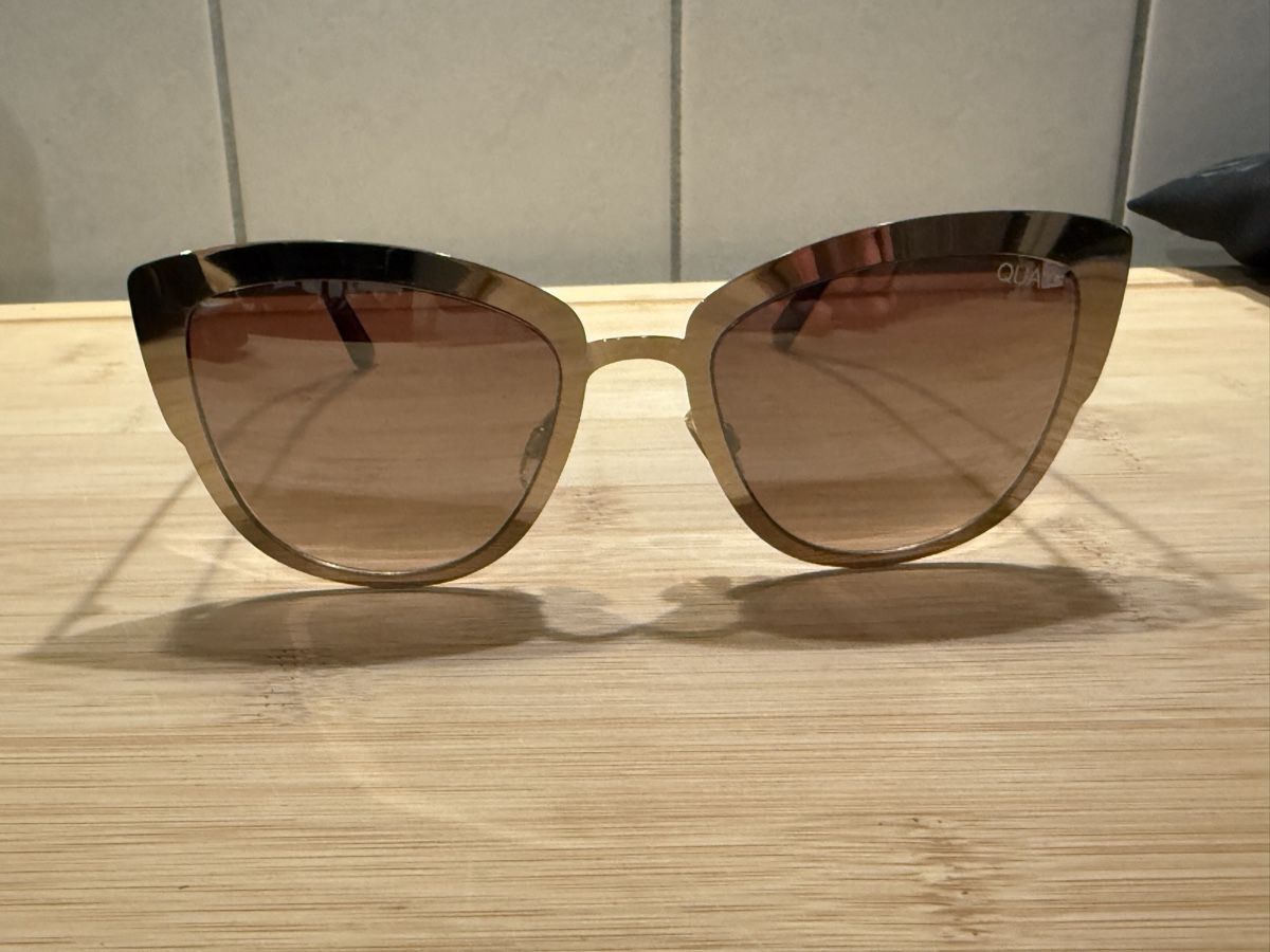 Brillen & Gläser: Elegante QUAY Australia Sonnenbrille – Gebraucht aus Basel von zukk_ 1