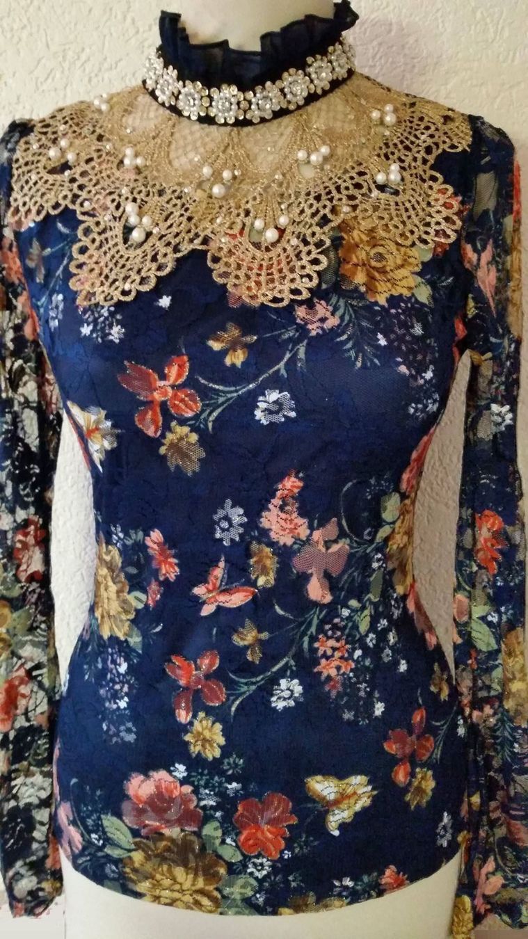 Camicette: Wundeschöne Bluse Shirt Sweatshirt rolli – Nuovo (secondo la descrizione) da Zürich venduto da shopbop