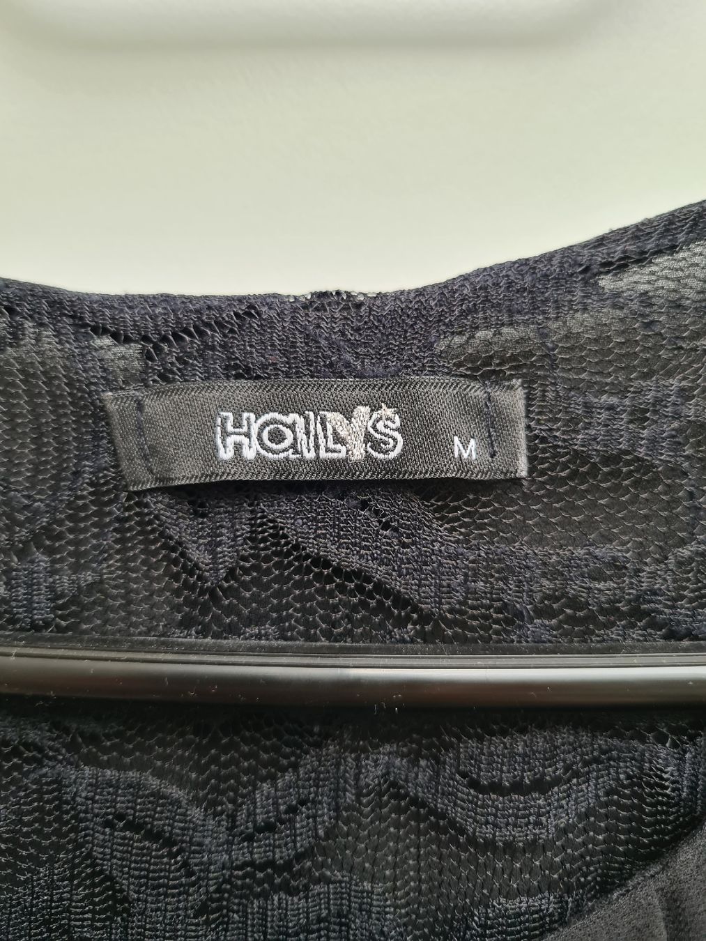 Tops: Schwarzes elegantes Top mit Spitze Gr. M – Gebraucht aus Ebikon von Songbird85 1