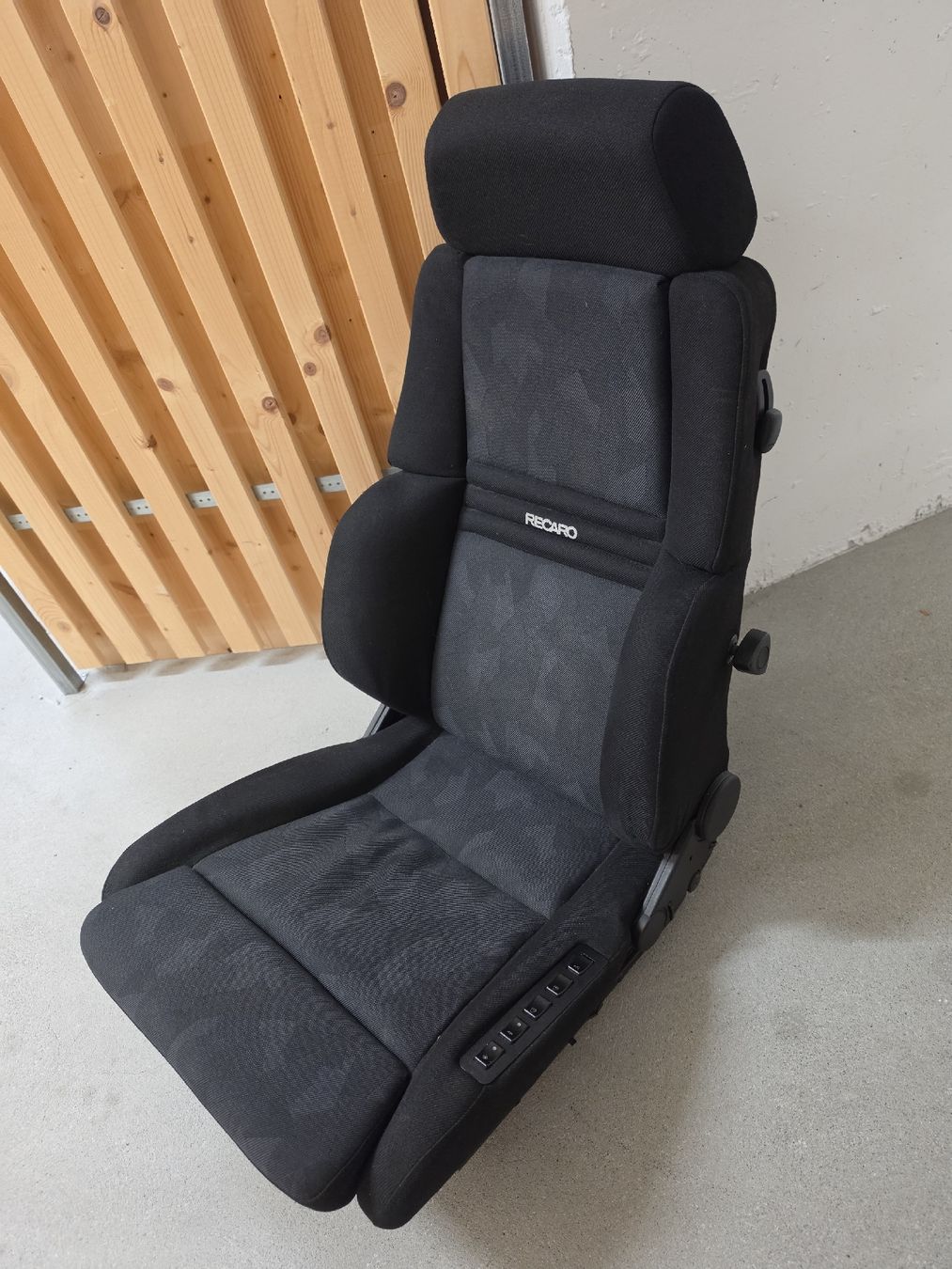 Recaro Toutes les pièces auto: Recaro Orthopäd 94 Sitz – D'occasion à zürich par val_yr8v 2