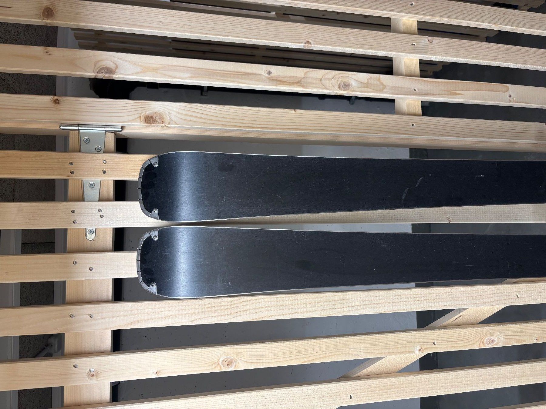 Atomic Skis: Atomic Redster Q5 169cm – D'occasion à Frick par Gloon3 4