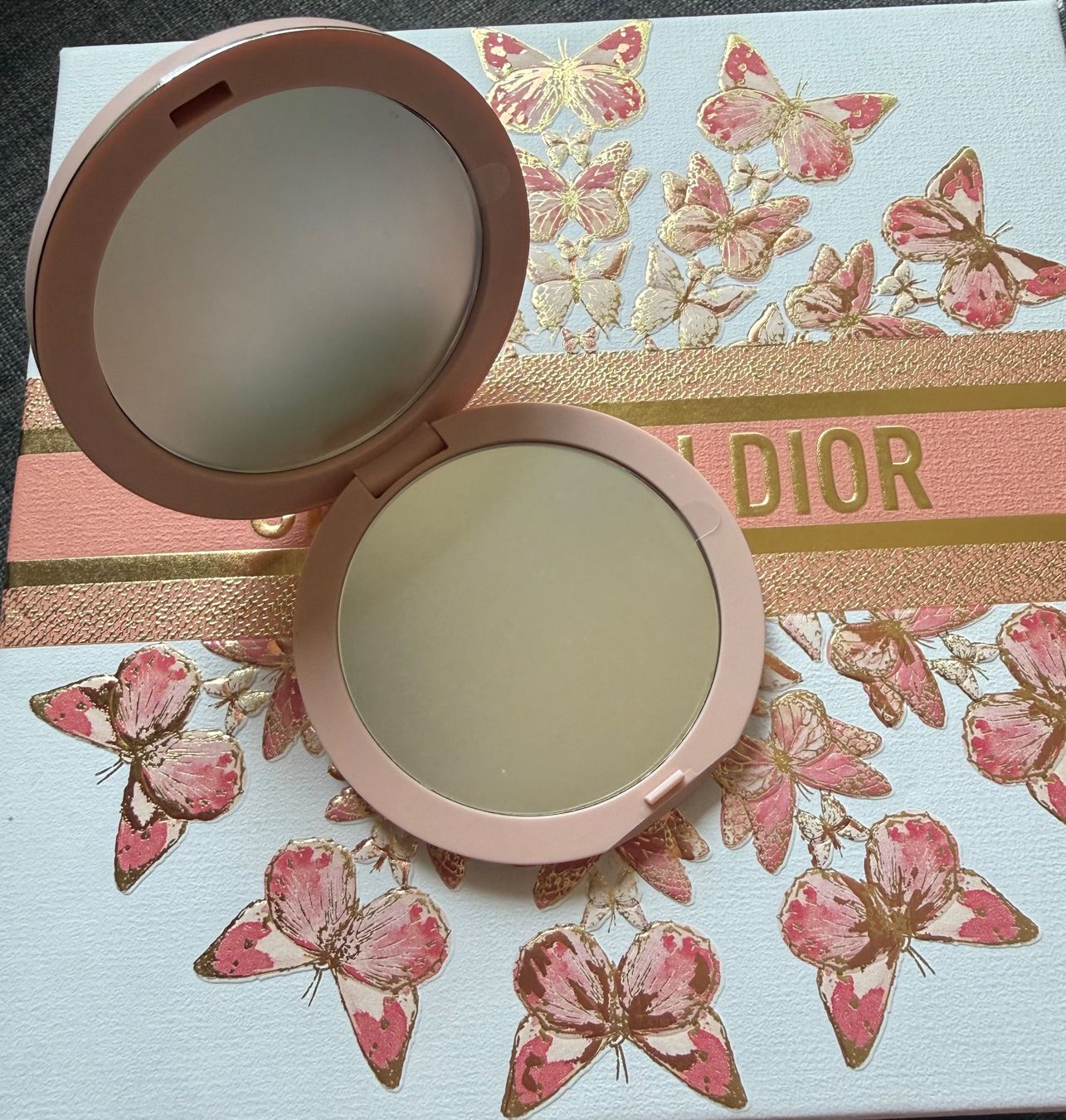 Dior Spiegel: Dior Beauty Heart-Quilted Compact Mirror – Neu und originalverpackt aus Luzern von sas_r89l 3