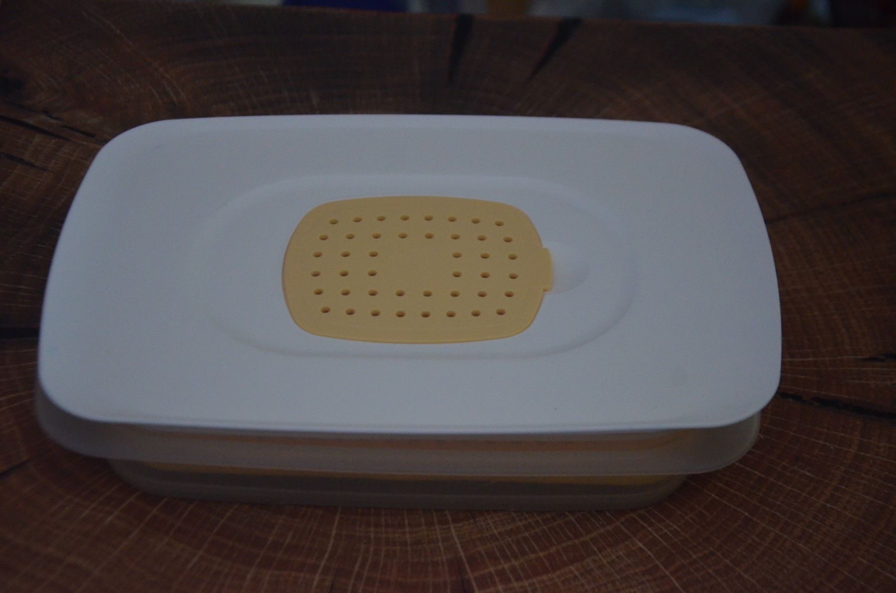 Tupperware Recipients et similaires: BOITE TUPPERWARE – D'occasion à Chiasso par Dolly015