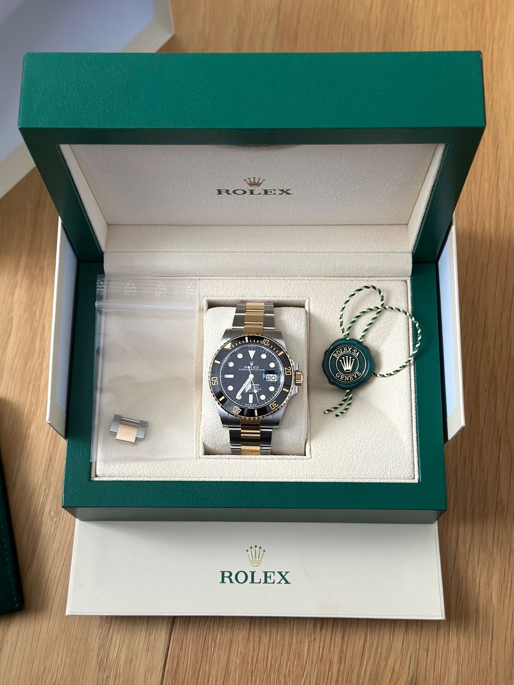Rolex Orologi: Rolex Submariner Date Stahl-Gold 41mm – Nuovo e nell'imballaggio originale da Oftringen venduto da Adam5050 1