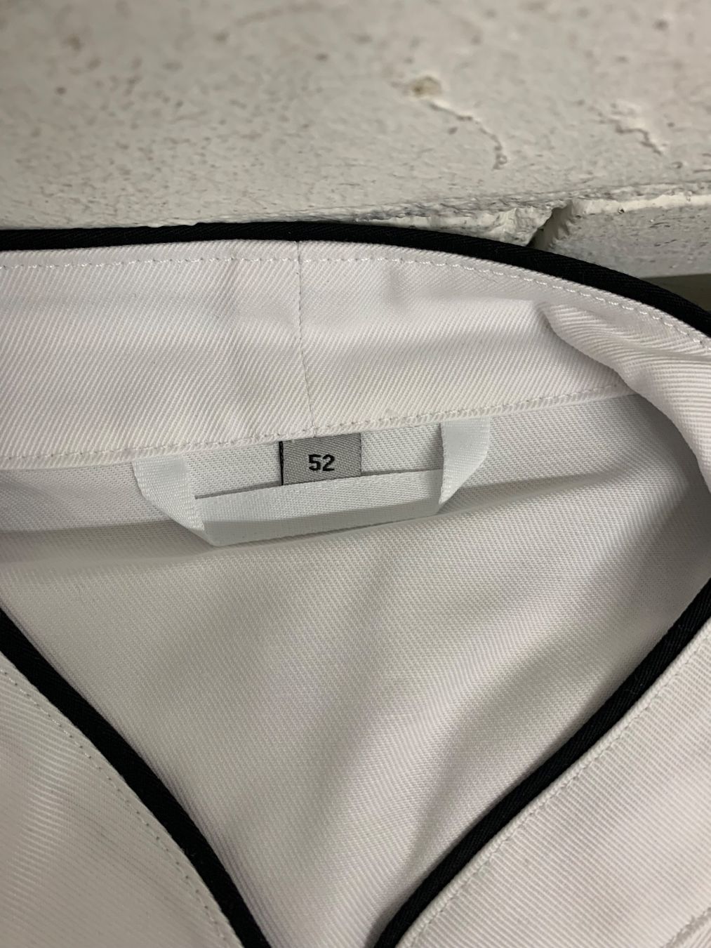 Giacche: Kochjacke Weiss Grösse 52 mit schwarzer Paspel – Usato da Zürich venduto da Olimpied 3
