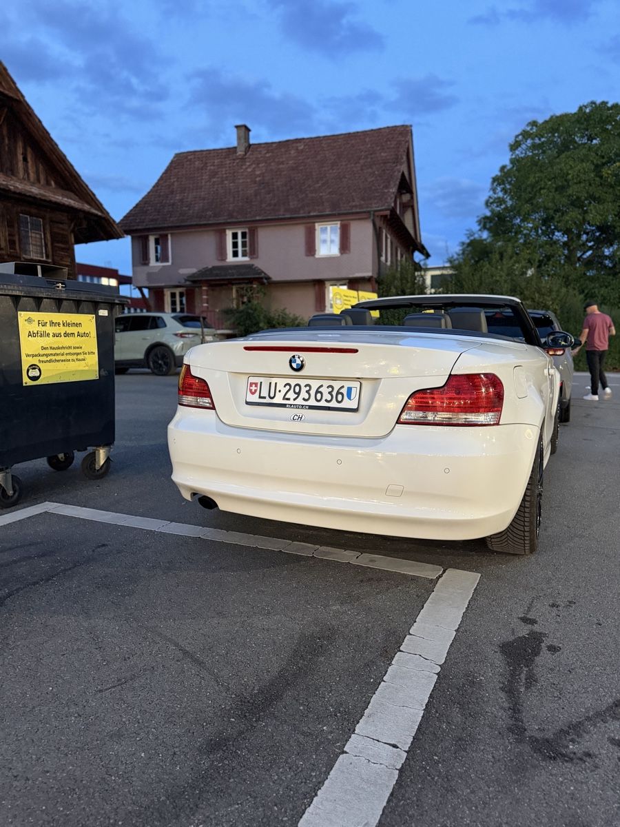 BMW Automobili: BMW 118i Cabrio – Usato da Dierikon venduto da Unknown_R6 2
