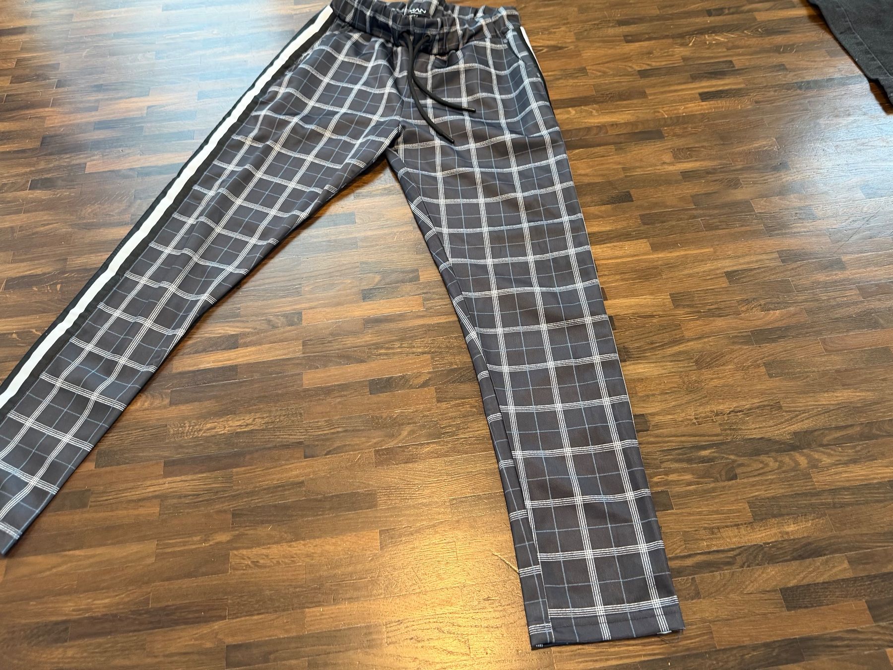 Lotti di vestiti: Hosenpaket – Usato da St. Gallen venduto da Melina020 1