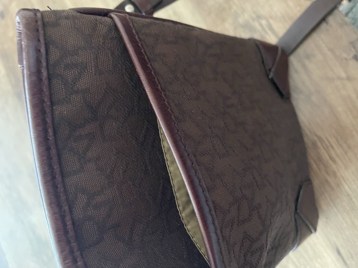 DKNY Borse: kleine Dokumententasche DKNY original – Usato da Dübendorf venduto da olh_rs5r 7